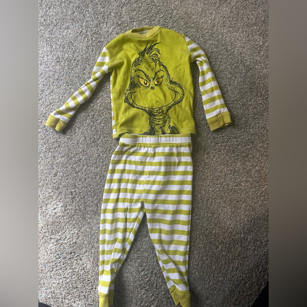 The grinch pajamas